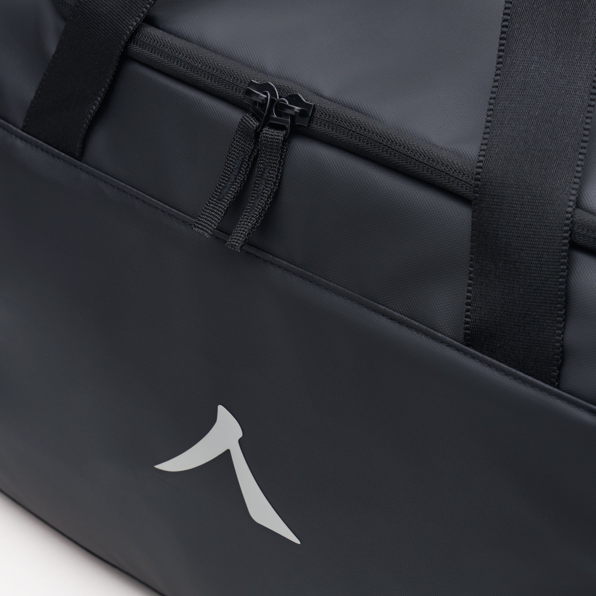 Kanso 35L Duffel Bag Black